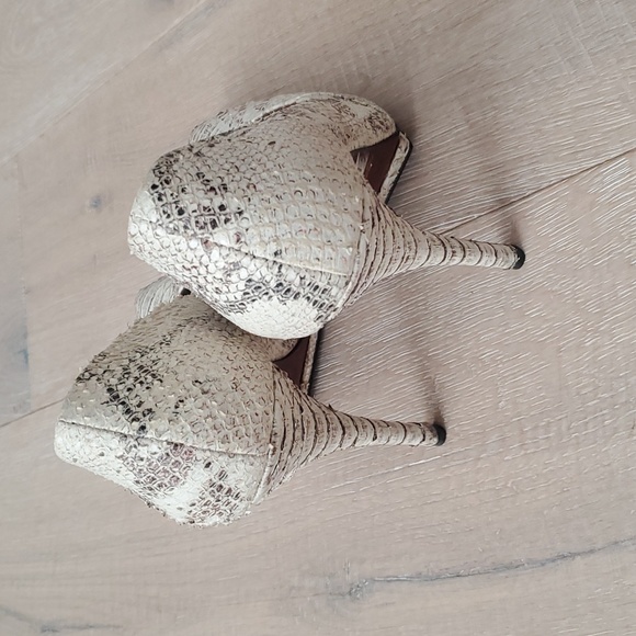 Elizabeth and James shoes - Picture 3 of 10